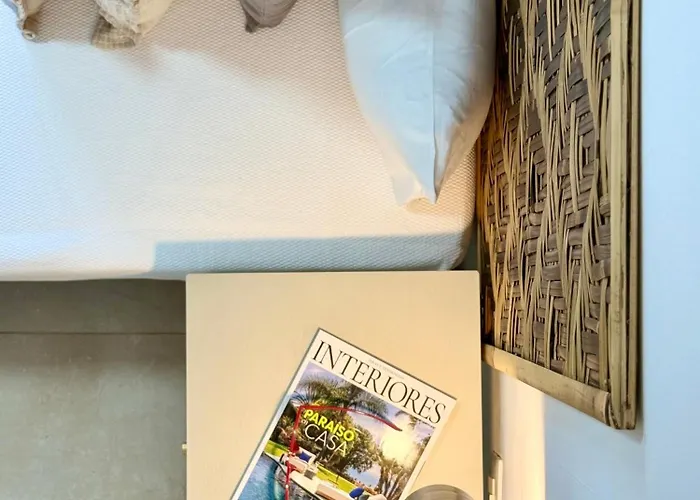 Canaryislandshost L Coral * Puerto del Carmen